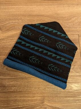 The Mews Navy Blue Geometric Fleece Beanie